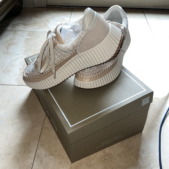 DOLCE VITA SNEAKERS - Picture 2 of 11